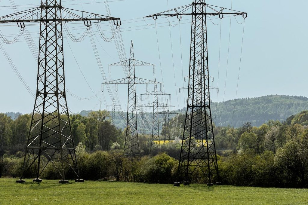 Illustratie over voorbereiding op stroomstoring in Maastricht met noodpakket en veiligheidsuitrusting